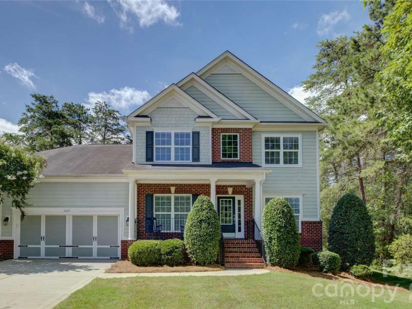 9609 Spurwig Court, Charlotte, NC 28278.  MLS# CAR4392336, YatesRealty ID 31710. 