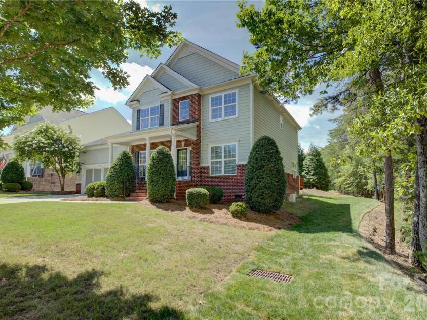 9609 Spurwig Court, Charlotte, NC 28278.  MLS# CAR4392336, YatesRealty ID 31710. 