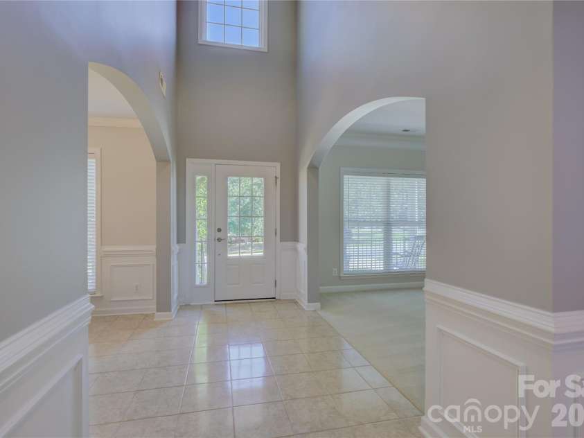 9609 Spurwig Court, Charlotte, NC 28278.  MLS# CAR4392336, YatesRealty ID 31710. 