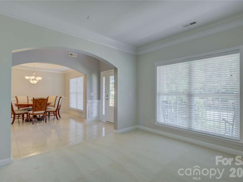 9609 Spurwig Court, Charlotte, NC 28278.  MLS# CAR4392336, YatesRealty ID 31710. 