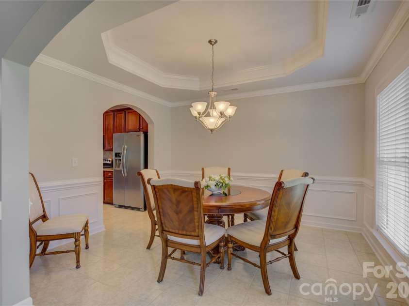 9609 Spurwig Court, Charlotte, NC 28278.  MLS# CAR4392336, YatesRealty ID 31710. 