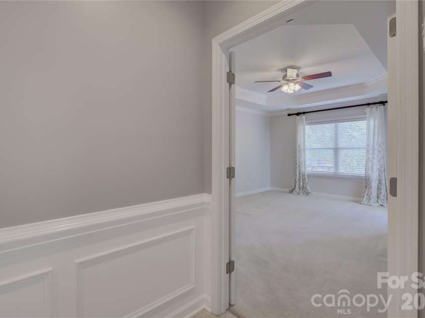 9609 Spurwig Court, Charlotte, NC 28278.  MLS# CAR4392336, YatesRealty ID 31710. 