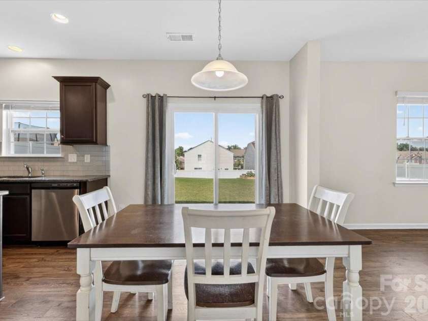 157 Kingsway Drive, Mooresville, NC 28115.  MLS# CAR4392473, YatesRealty ID 31711. 