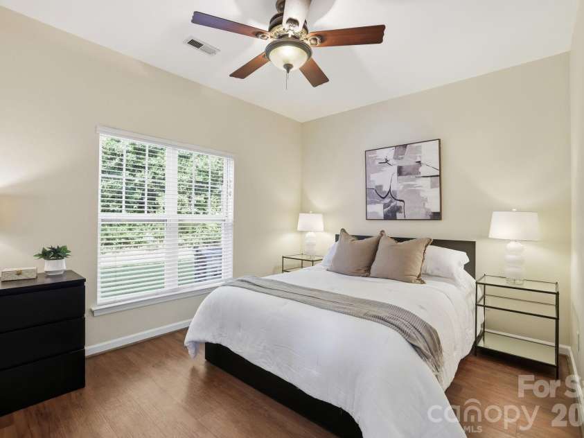 16936 Commons Creek Drive, Charlotte, NC 28277.  MLS# CAR4393429, YatesRealty ID 31712. 