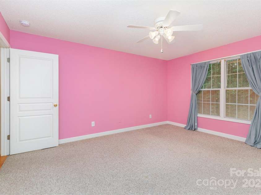 4059 Stoney Creek Drive, Lincolnton, NC 28092.  MLS# CAR4291053, YatesRealty ID 31713. 