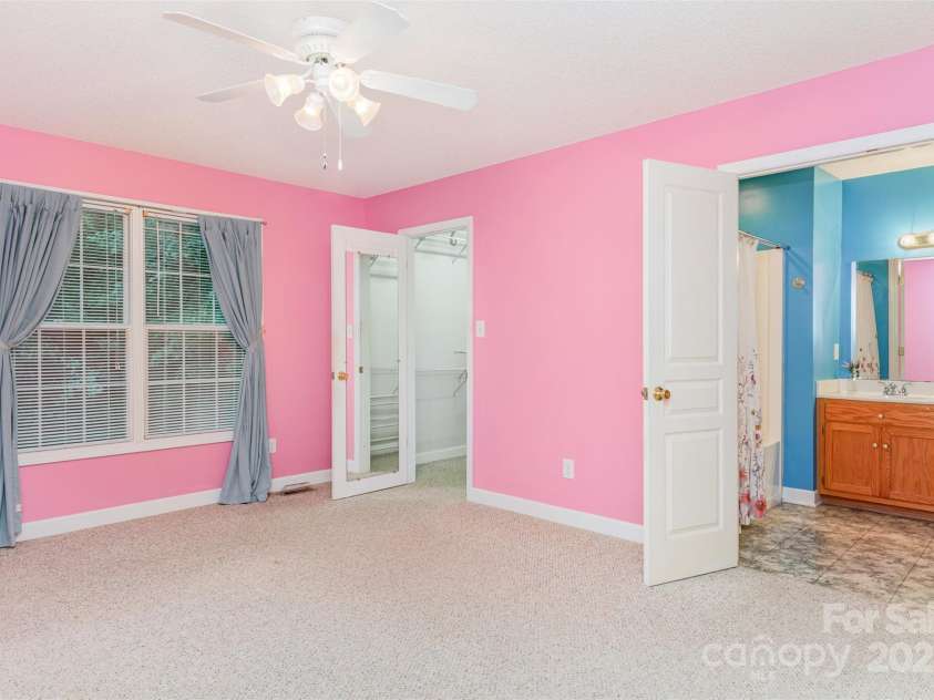 4059 Stoney Creek Drive, Lincolnton, NC 28092.  MLS# CAR4291053, YatesRealty ID 31713. 