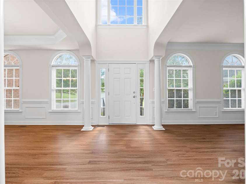 8408 Denholme Drive, Waxhaw, NC 28173.  MLS# CAR4394733, YatesRealty ID 31713. 
