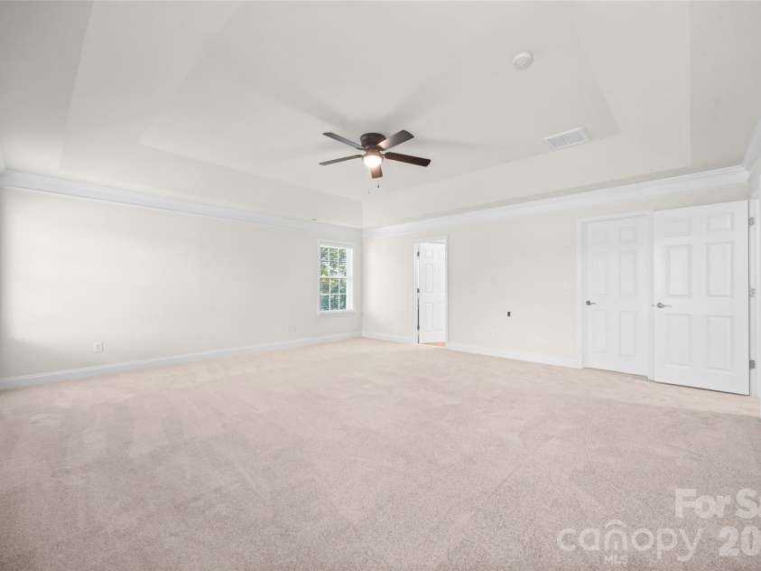 8408 Denholme Drive, Waxhaw, NC 28173.  MLS# CAR4394733, YatesRealty ID 31713. 