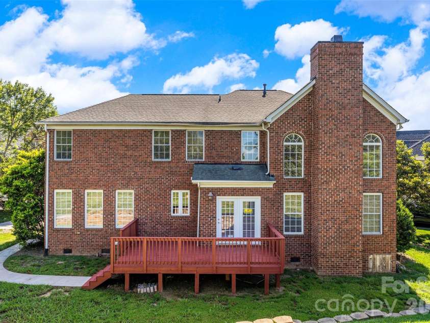 8408 Denholme Drive, Waxhaw, NC 28173.  MLS# CAR4394733, YatesRealty ID 31713. 