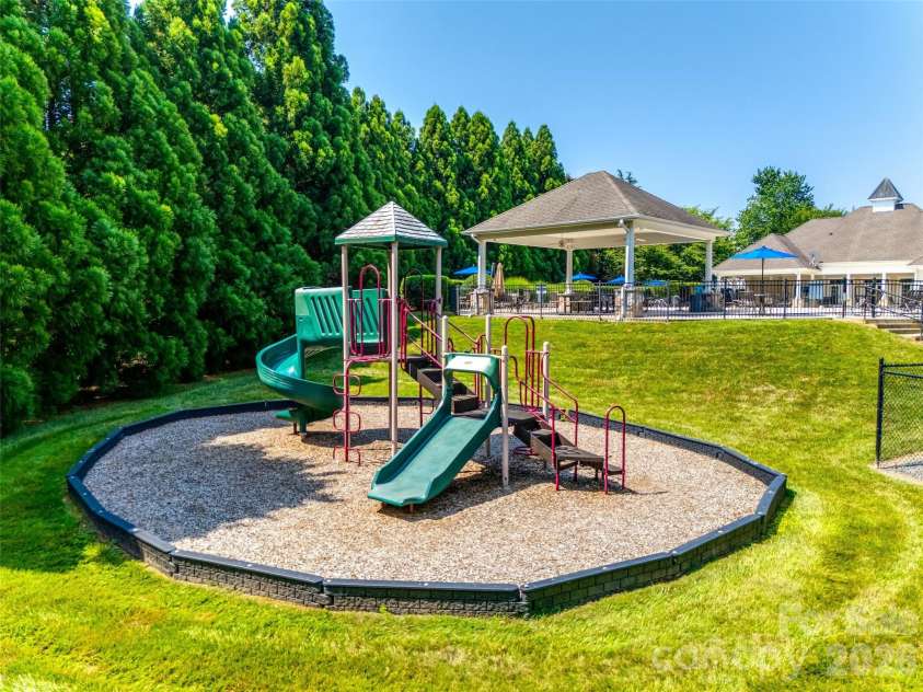 8408 Denholme Drive, Waxhaw, NC 28173.  MLS# CAR4394733, YatesRealty ID 31713. 