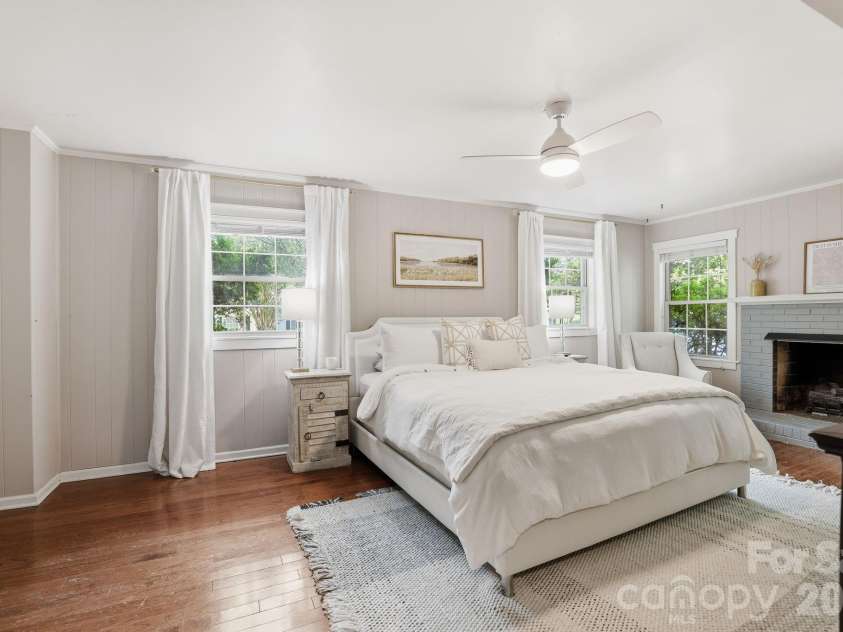7419 Meadowdale Lane, Charlotte, NC 28212.  MLS# CAR4388921, YatesRealty ID 31714. 