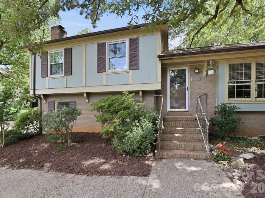 7419 Meadowdale Lane, Charlotte, NC 28212.  MLS# CAR4388921, YatesRealty ID 31714. 