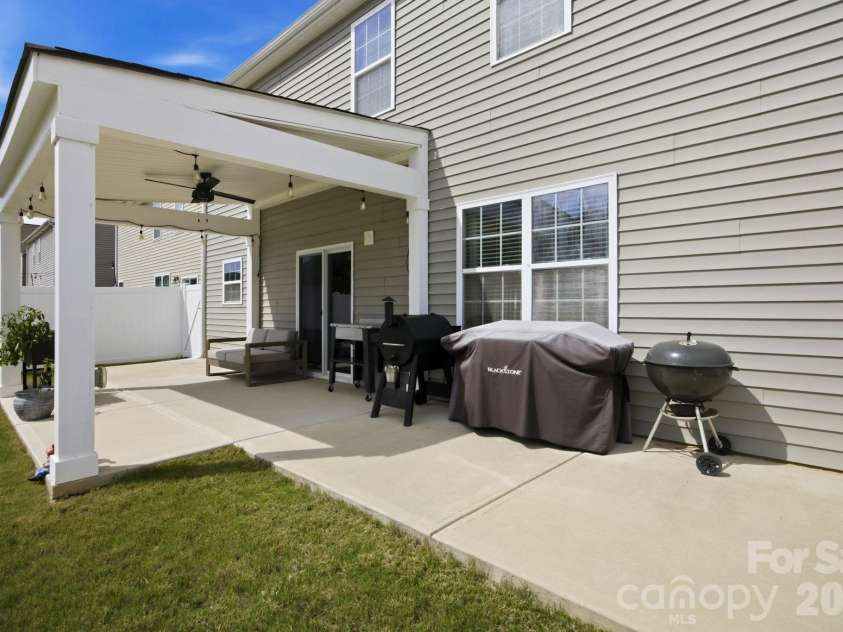 145 Cromwell Drive, Mooresville, NC 28115.  MLS# CAR4393677, YatesRealty ID 31715. 