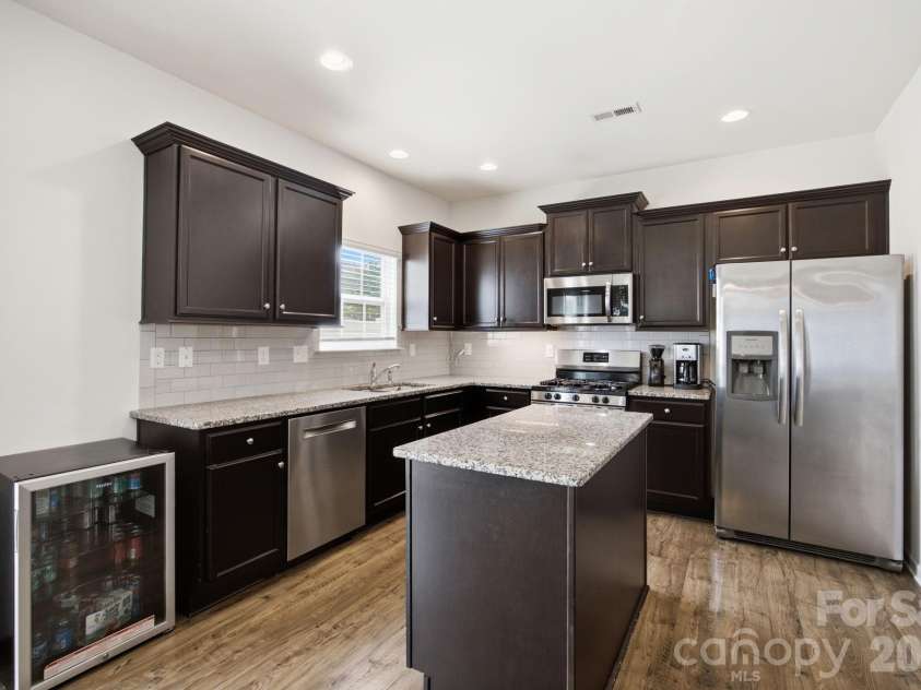 145 Cromwell Drive, Mooresville, NC 28115.  MLS# CAR4393677, YatesRealty ID 31715. 