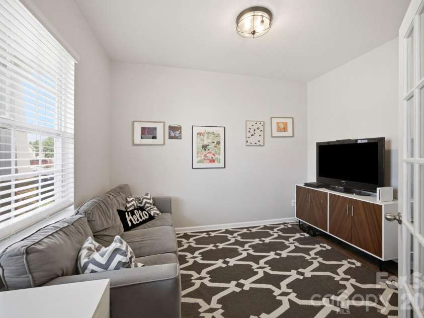 145 Cromwell Drive, Mooresville, NC 28115.  MLS# CAR4393677, YatesRealty ID 31715. 