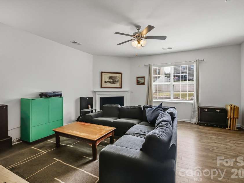 145 Cromwell Drive, Mooresville, NC 28115.  MLS# CAR4393677, YatesRealty ID 31715. 