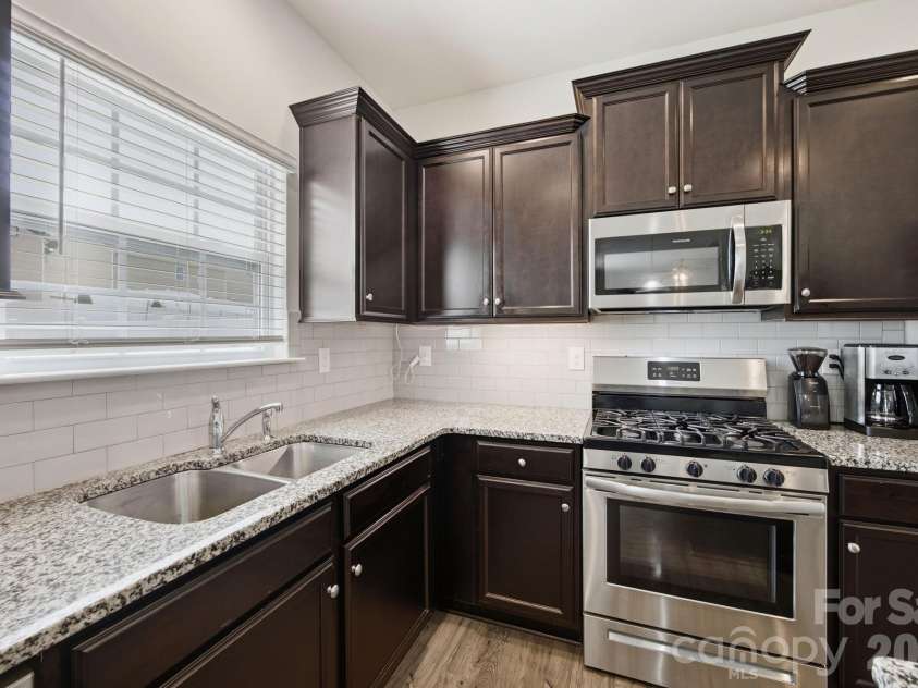 145 Cromwell Drive, Mooresville, NC 28115.  MLS# CAR4393677, YatesRealty ID 31715. 