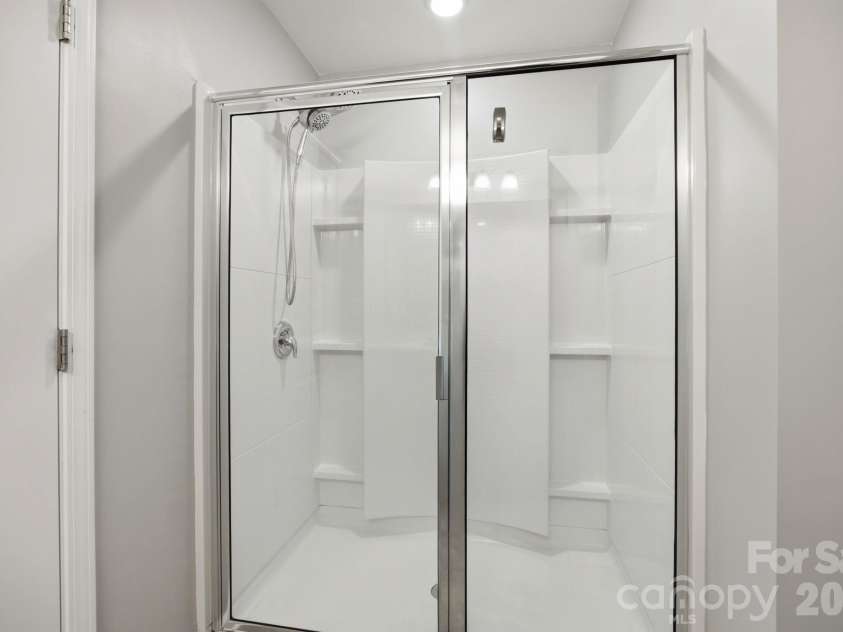 145 Cromwell Drive, Mooresville, NC 28115.  MLS# CAR4393677, YatesRealty ID 31715. 