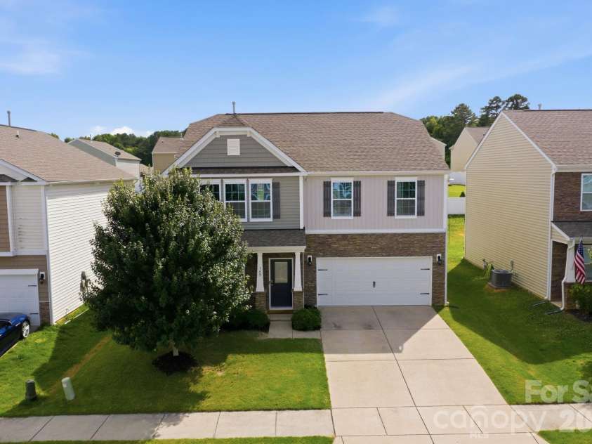 145 Cromwell Drive, Mooresville, NC 28115.  MLS# CAR4393677, YatesRealty ID 31715. 