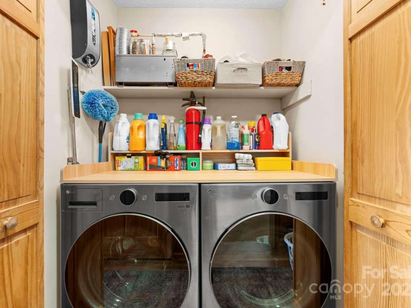 4415 Laurel Ridge Drive, Lenoir, NC 28645.  MLS# CAR4290774, YatesRealty ID 31717. 