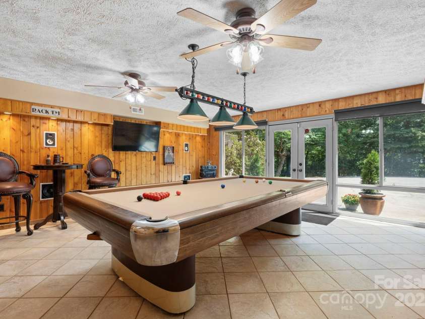 4415 Laurel Ridge Drive, Lenoir, NC 28645.  MLS# CAR4290774, YatesRealty ID 31717. 