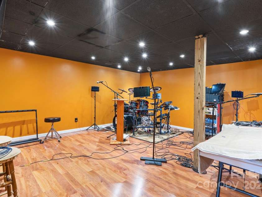 4415 Laurel Ridge Drive, Lenoir, NC 28645.  MLS# CAR4290774, YatesRealty ID 31717. 