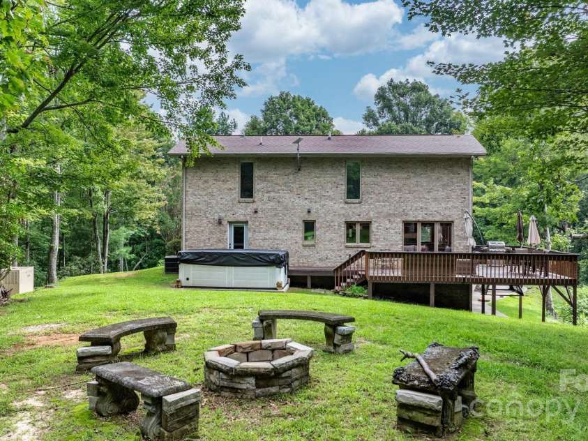 4415 Laurel Ridge Drive, Lenoir, NC 28645.  MLS# CAR4290774, YatesRealty ID 31717. 