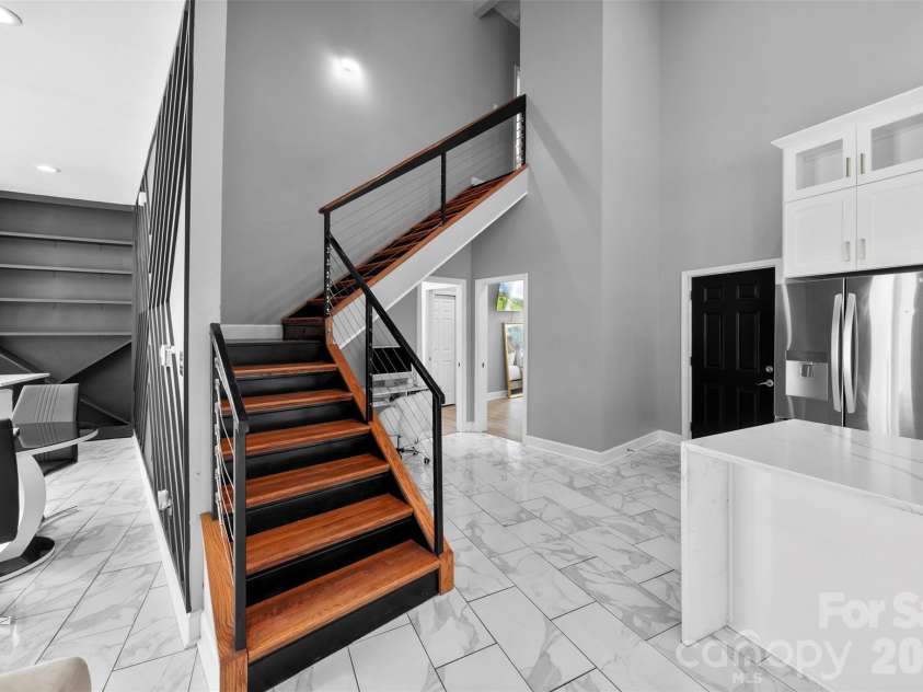 7117 Sugar Creek Road, Charlotte, NC 28269.  MLS# CAR4394775, YatesRealty ID 31717. 