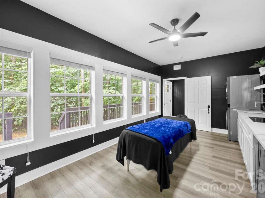 7117 Sugar Creek Road, Charlotte, NC 28269.  MLS# CAR4394775, YatesRealty ID 31717. 