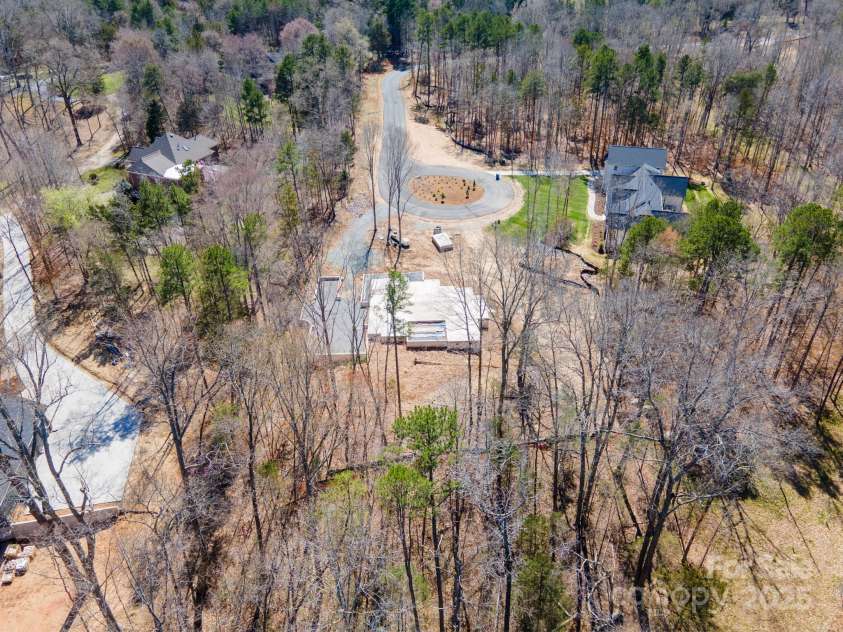 14030 Autumn Mist Lane, Huntersville, NC 28078.  MLS# CAR4282891, YatesRealty ID 31719. 