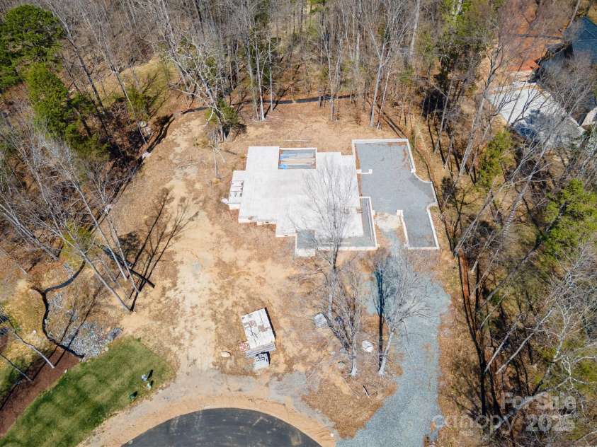 14030 Autumn Mist Lane, Huntersville, NC 28078.  MLS# CAR4282891, YatesRealty ID 31719. 