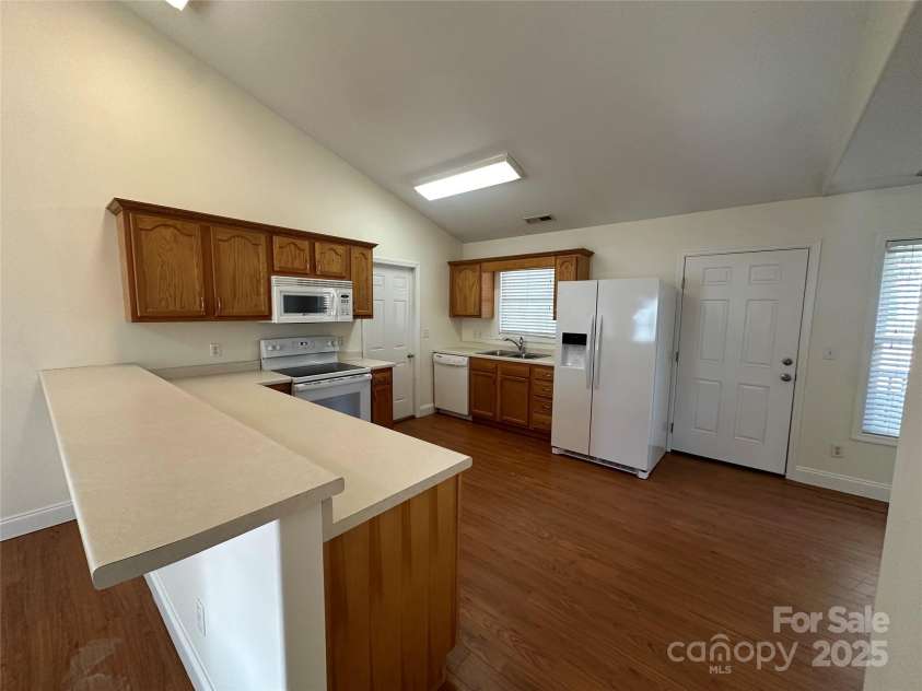 7 Spruce Shade Court, Asheville, NC 28803.  MLS# CAR4211825, YatesRealty ID 3172. 