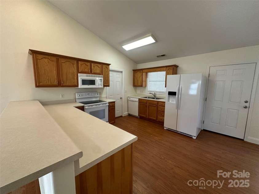 7 Spruce Shade Court, Asheville, NC 28803.  MLS# CAR4211825, YatesRealty ID 3172. 