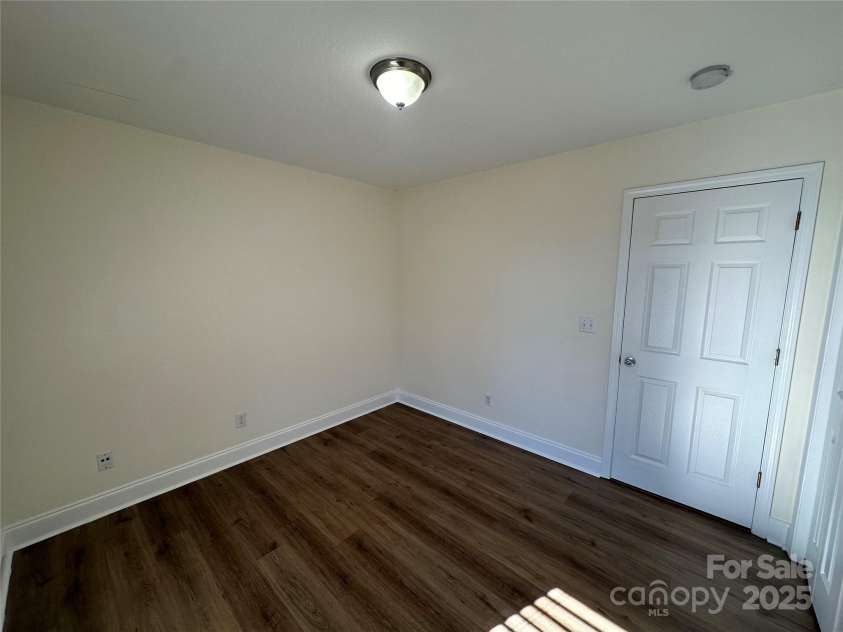 7 Spruce Shade Court, Asheville, NC 28803.  MLS# CAR4211825, YatesRealty ID 3172. 