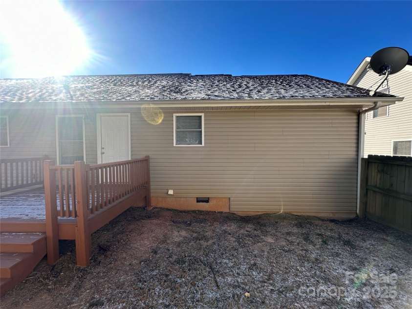 7 Spruce Shade Court, Asheville, NC 28803.  MLS# CAR4211825, YatesRealty ID 3172. 