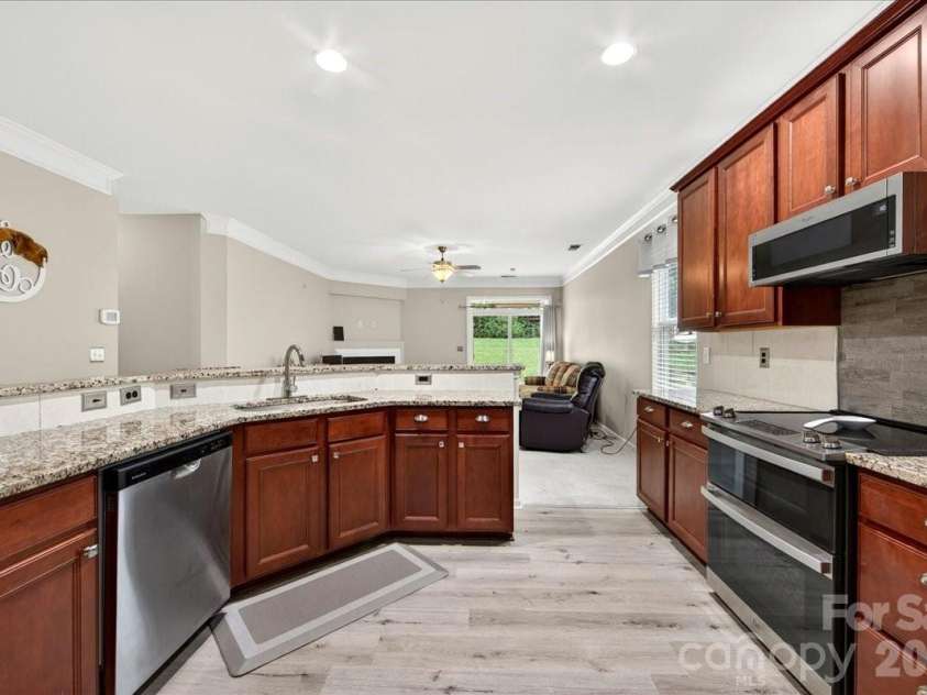 448 Anvil Draw Place, Rock Hill, SC 29730.  MLS# CAR4393697, YatesRealty ID 31720. 