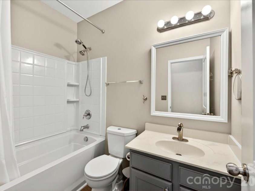 448 Anvil Draw Place, Rock Hill, SC 29730.  MLS# CAR4393697, YatesRealty ID 31720. 