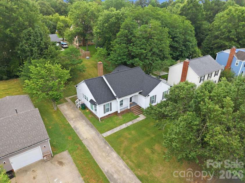 5317 Caradon Drive, Charlotte, NC 28227.  MLS# CAR4395080, YatesRealty ID 31721. 