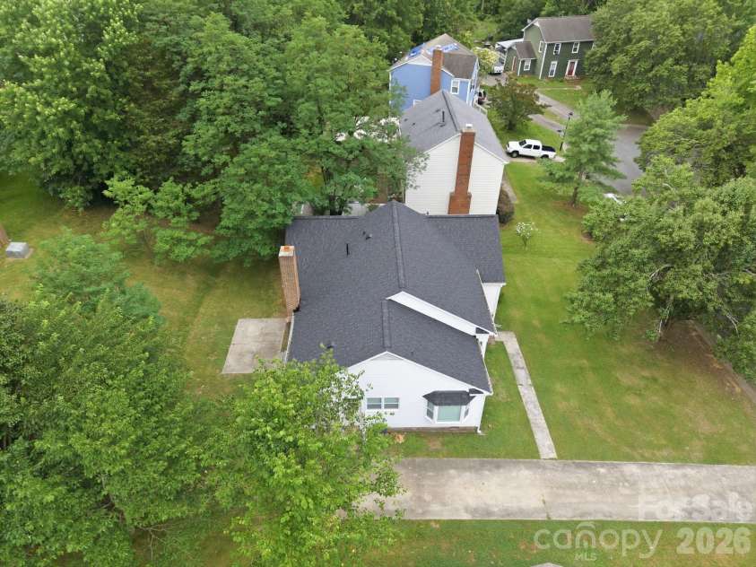 5317 Caradon Drive, Charlotte, NC 28227.  MLS# CAR4395080, YatesRealty ID 31721. 