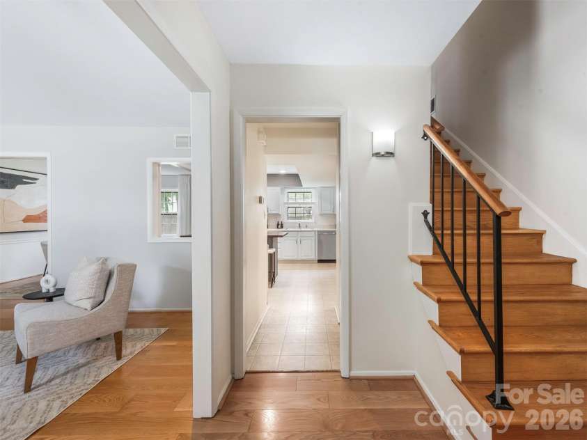 1429 Mcilroy Road, Charlotte, NC 28212.  MLS# CAR4394489, YatesRealty ID 31722. 