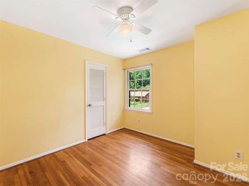 1429 Mcilroy Road, Charlotte, NC 28212.  MLS# CAR4394489, YatesRealty ID 31722. 