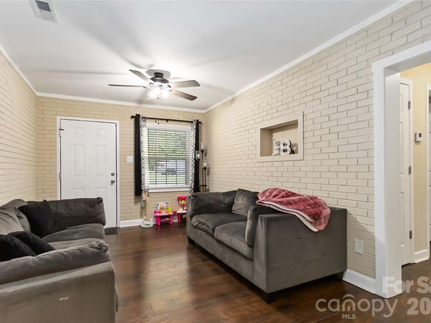 106 Robinson Avenue, Mount Holly, NC 28120.  MLS# CAR4390828, YatesRealty ID 31723. 