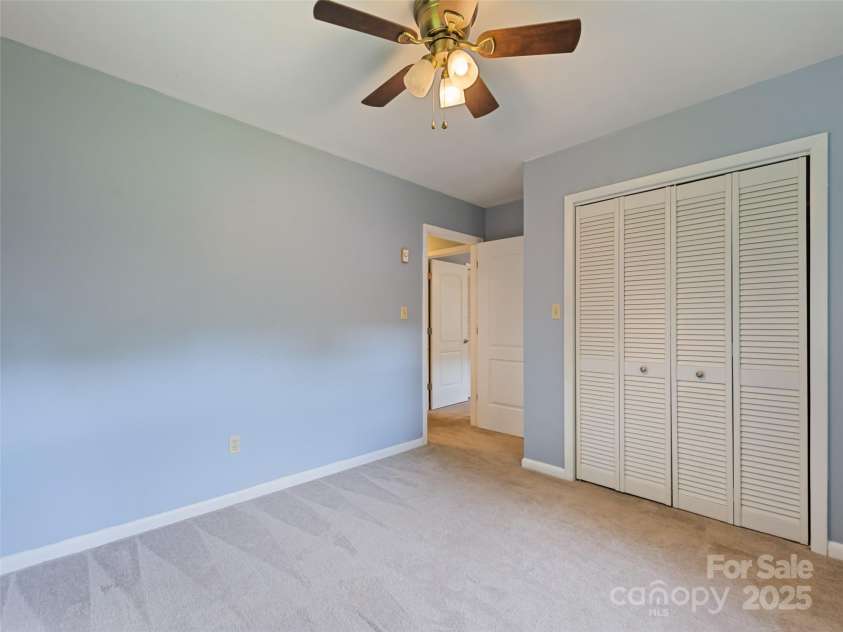 17 Forest Drive, Maggie Valley, NC 28751.  MLS# CAR4290905, YatesRealty ID 31723. 