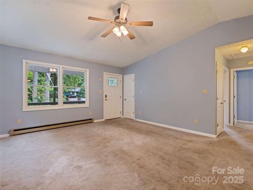 17 Forest Drive, Maggie Valley, NC 28751.  MLS# CAR4290905, YatesRealty ID 31723. 