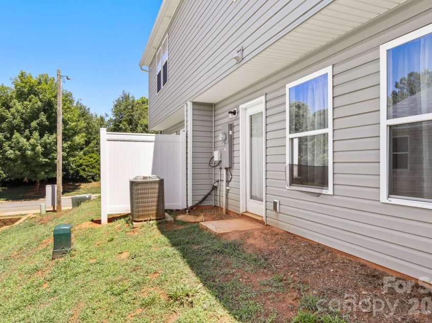 1455 Cypress Loop, Newton, NC 28658.  MLS# CAR4391323, YatesRealty ID 31724. Rear Yard