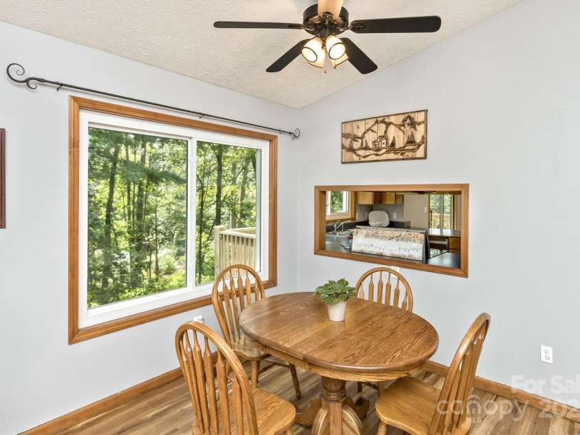 200 Waterford Drive, Mills River, NC 28759.  MLS# CAR4290046, YatesRealty ID 31726. 