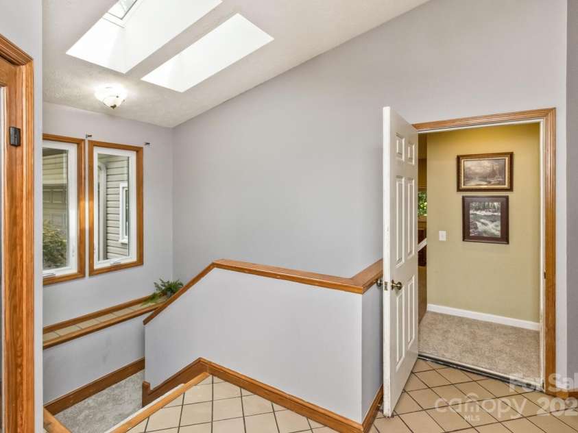 200 Waterford Drive, Mills River, NC 28759.  MLS# CAR4290046, YatesRealty ID 31726. 