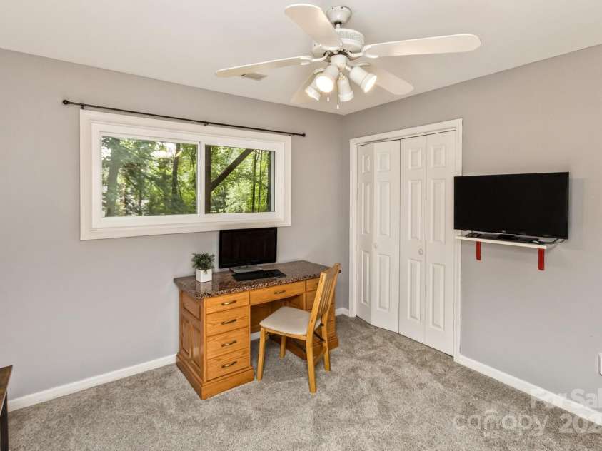200 Waterford Drive, Mills River, NC 28759.  MLS# CAR4290046, YatesRealty ID 31726. 