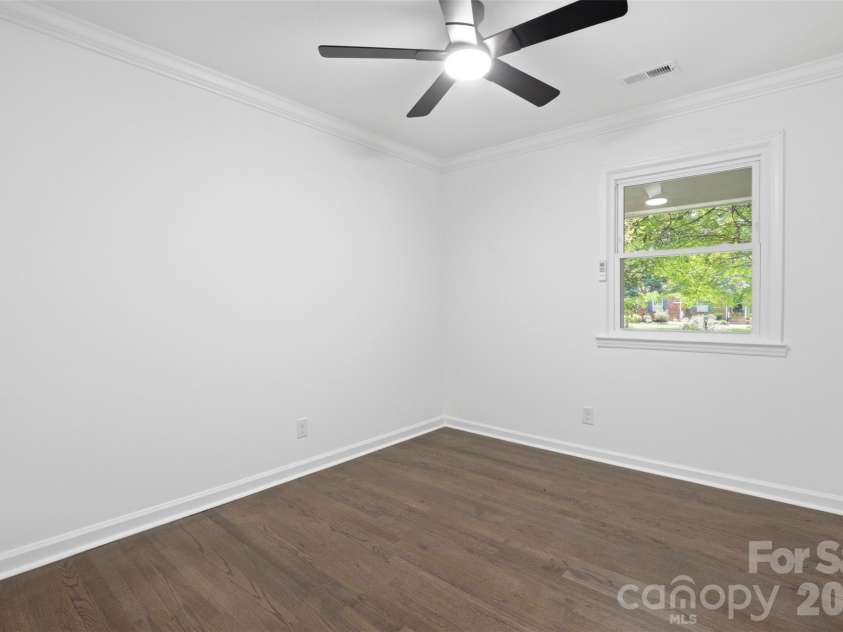 222 Sherwood Circle, Rock Hill, SC 29730.  MLS# CAR4383917, YatesRealty ID 31726. 