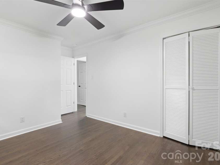 222 Sherwood Circle, Rock Hill, SC 29730.  MLS# CAR4383917, YatesRealty ID 31726. 